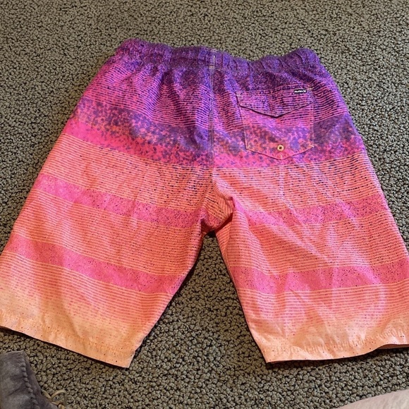 Hurley Swim/Board Trunks Size Youth Large 14/16 in EUC - Picture 5 of 9